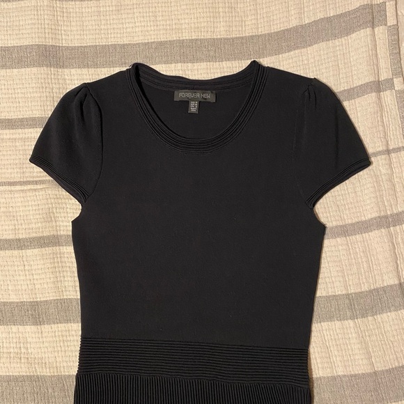 FOREVER NEW DRESS - Picture 8 of 11